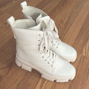 Steve Madden White Combat Boots - Size 8